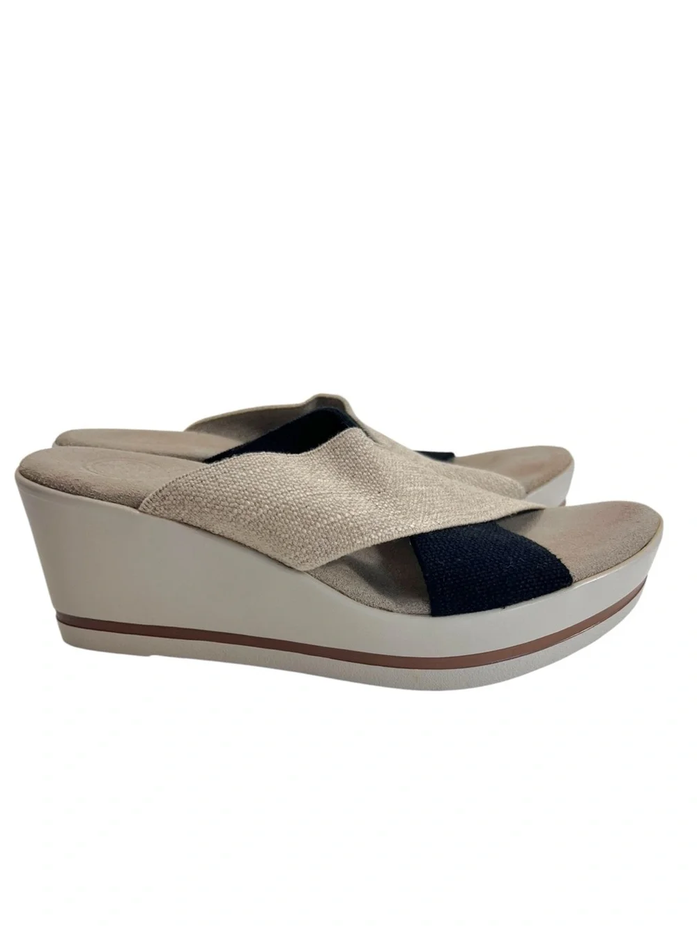 Charleston Shoe Company Beaufort platform wedge sandals in linen/black